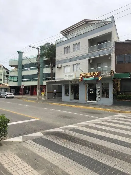 Apartamento Confortavel E Muito Bem Localizado. Bombinhas Apartment