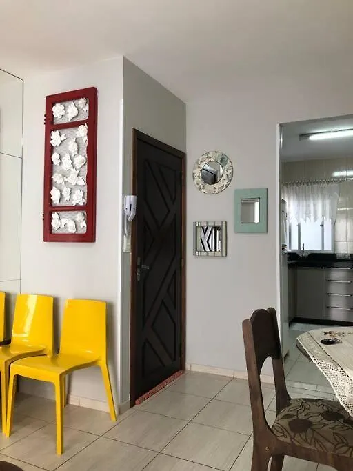 Apartamento Confortavel E Muito Bem Localizado. Bombinhas