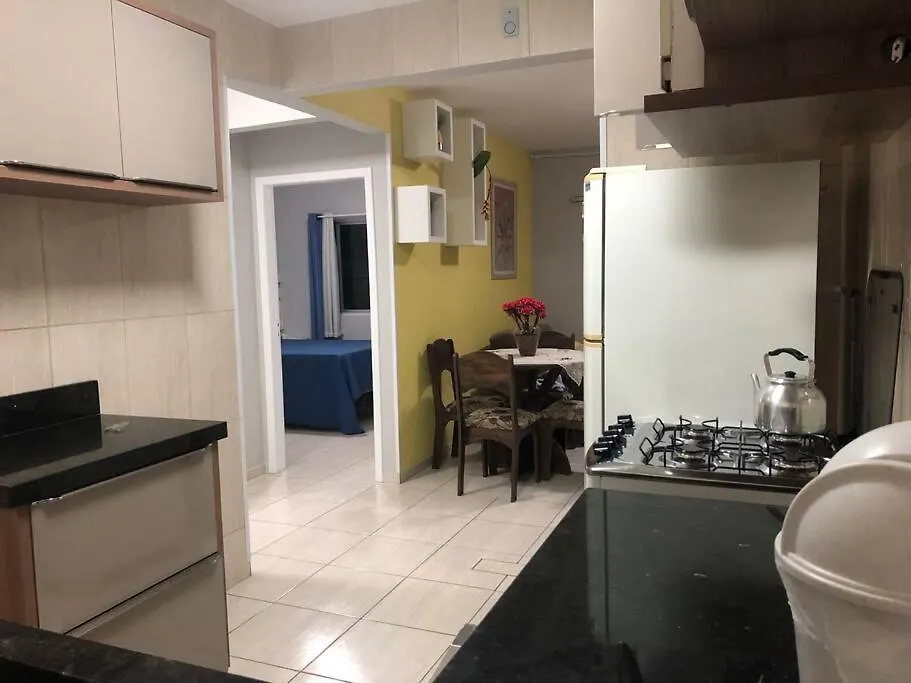 Apartamento Confortavel E Muito Bem Localizado. Bombinhas